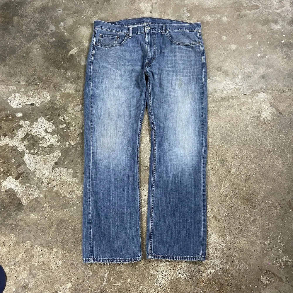 Levi's 559 Jeans Size 38x32 Blue Denim Medium Wash Relaxed Straight Fit Casual